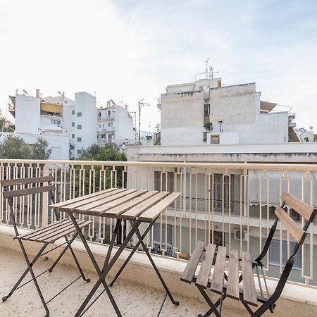 Cozy And Fresh Apt Close To Metro Atena Exterior foto