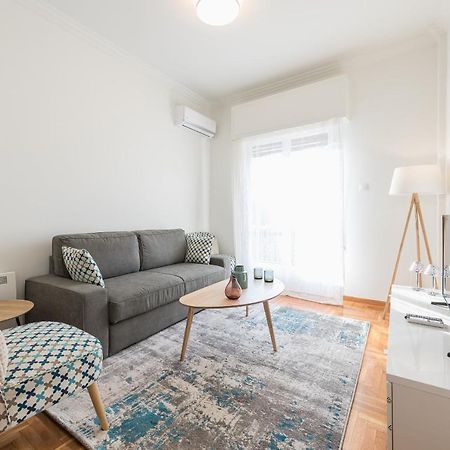 Cozy And Fresh Apt Close To Metro Atena Exterior foto
