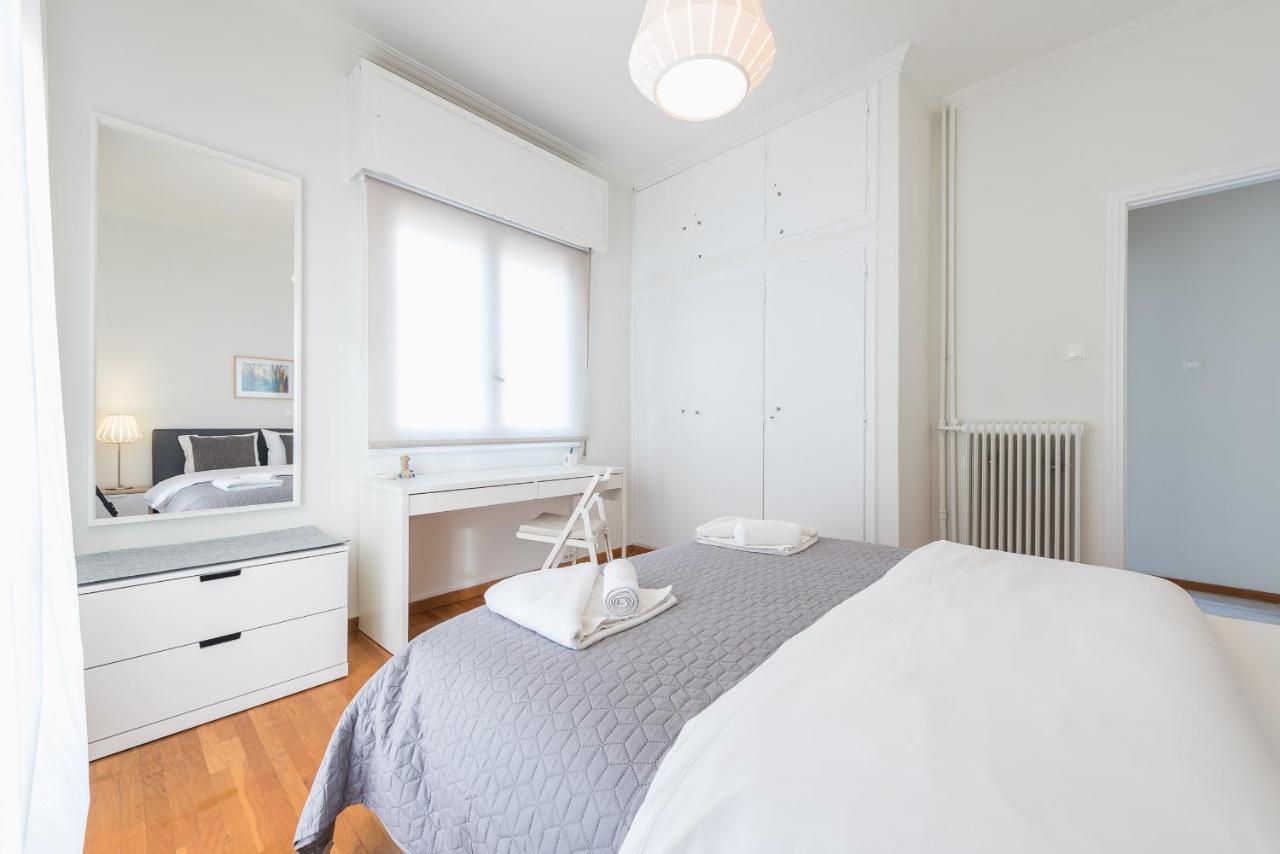 Cozy And Fresh Apt Close To Metro Atena Exterior foto